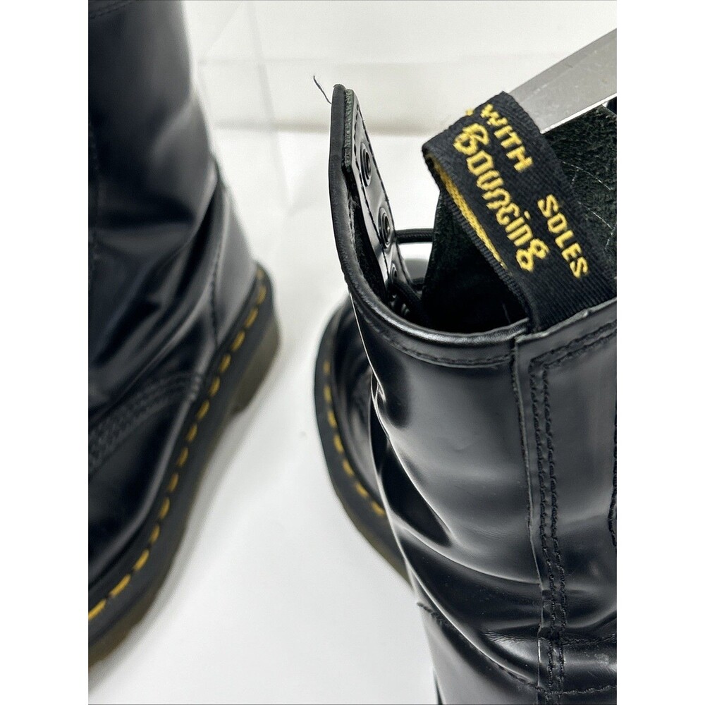 Doc Dr. Martens 11821 Black Leather Combat Boots Shoes Lace Up Women’s Sz 7 - Picture 5 of 13